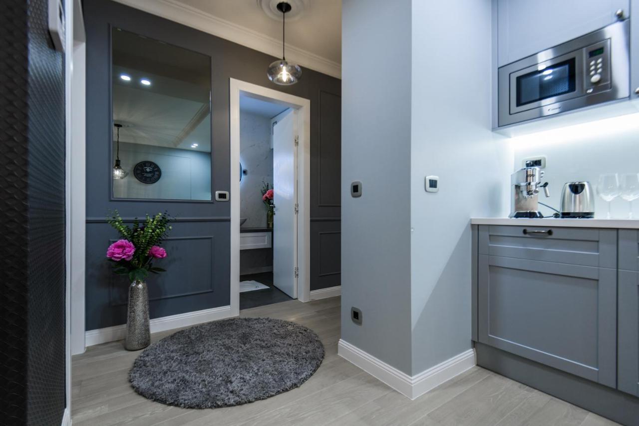 Divine Luxury Apartment Purple ザダル エクステリア 写真