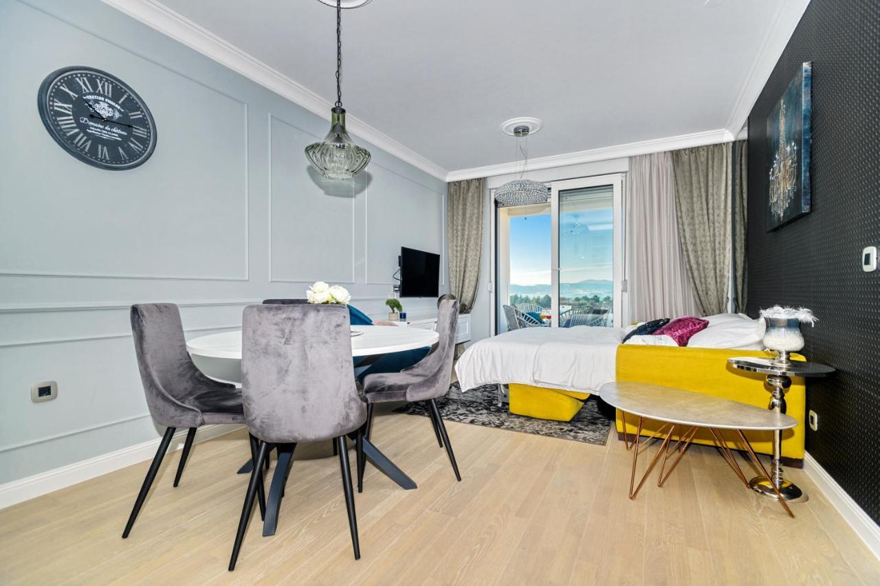Divine Luxury Apartment Purple ザダル エクステリア 写真